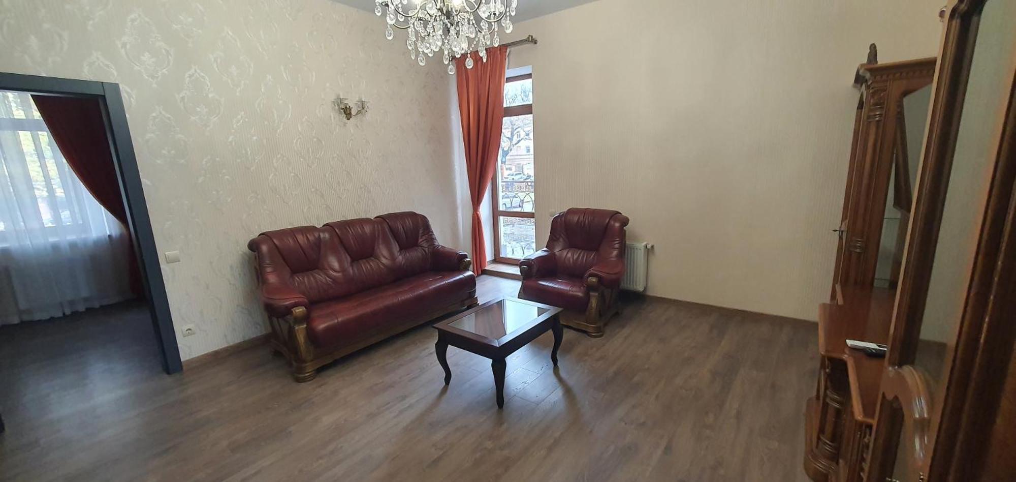 Centralnyi Hotel Poltava Buitenkant foto
